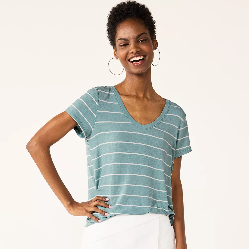 Juniors' SO® Favorite V-Neck Short Sleeve Tee 13 Juniors' SO® Favorite V-Neck Short Sleeve Tee - Image 12