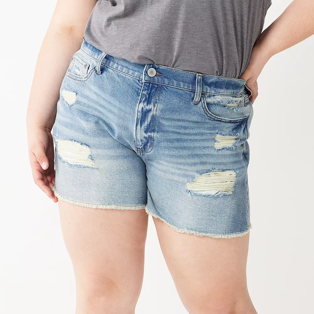Juniors' Plus Size SO® High Rise Mom Shorts 5 Juniors' Plus Size SO® High Rise Mom Shorts - Image 3