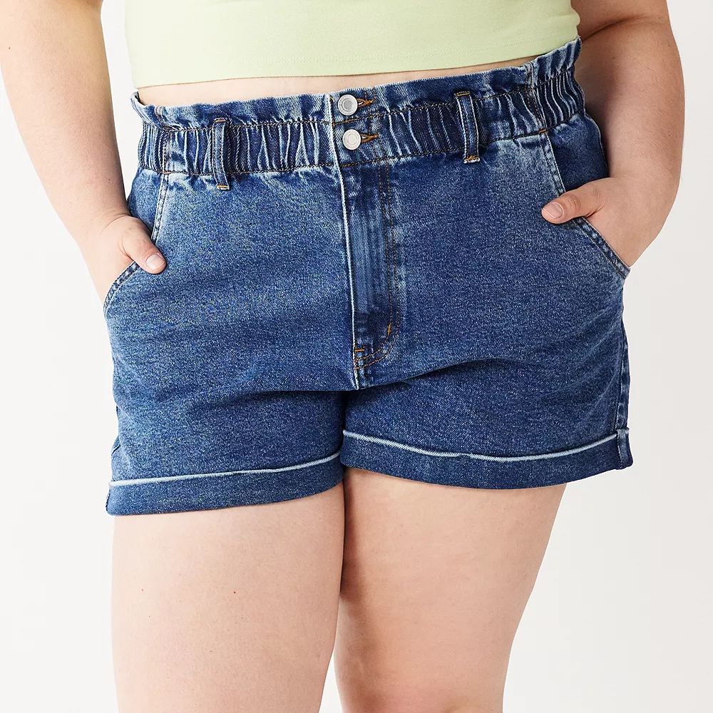 Juniors' Plus Size SO® High Rise Mom Shorts 6 Juniors' Plus Size SO® High Rise Mom Shorts - Image 4