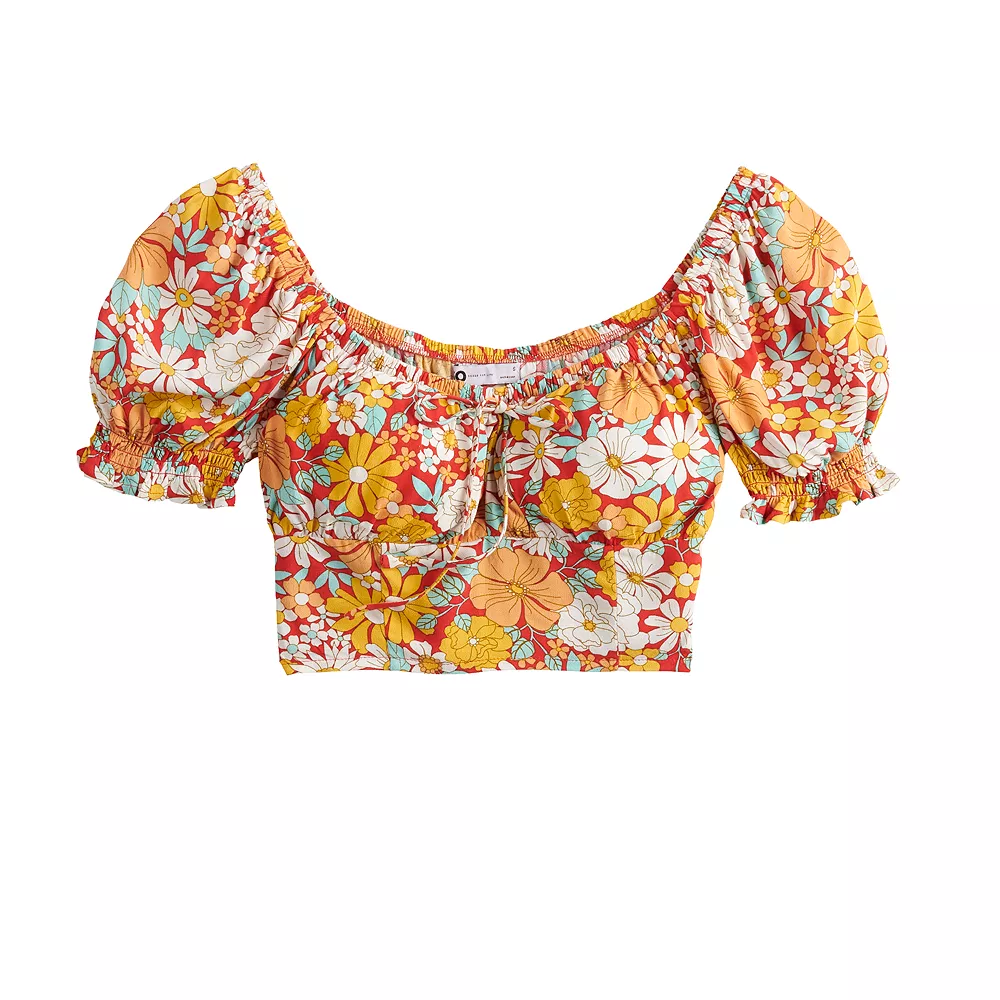 Juniors' SO® Cropped Floral Puff Sleeve Top 5 Juniors' SO® Cropped Floral Puff Sleeve Top - Image 3