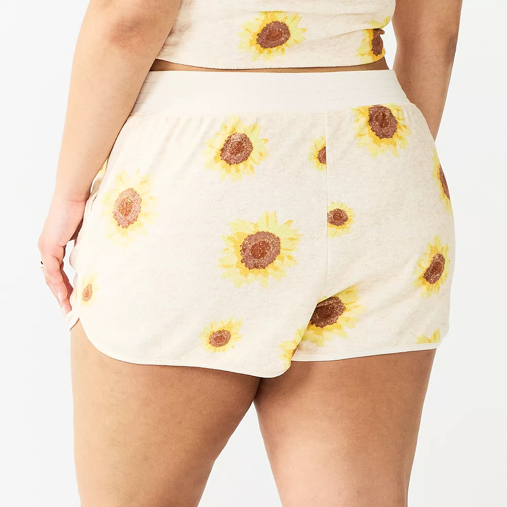 Juniors' Plus Size SO® Cropped Towel Terry Scoop Neck Tank Top 8 Juniors' Plus Size SO® Cropped Towel Terry Scoop Neck Tank Top - Image 6