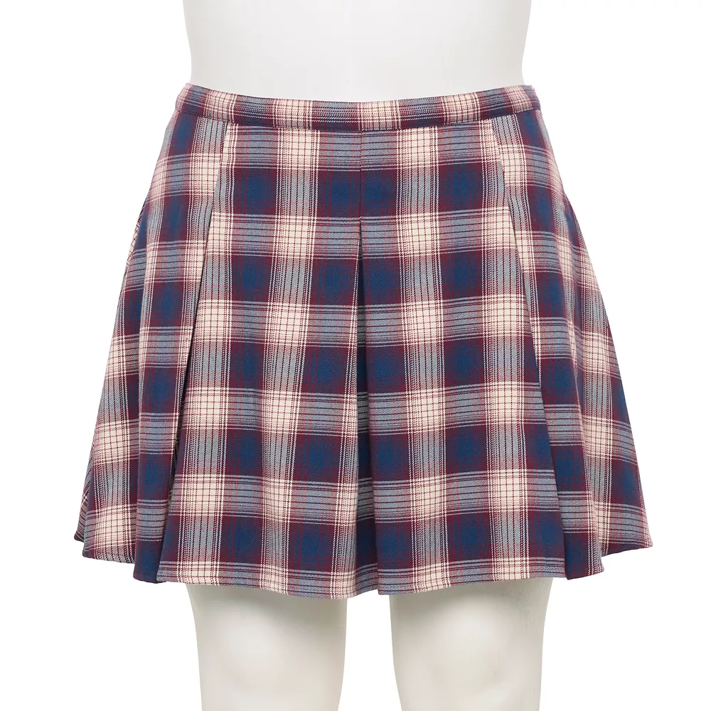 Juniors' Plus Size SO® Pleated Flare Mini Skirt 5 Juniors' Plus Size SO® Pleated Flare Mini Skirt - Image 3