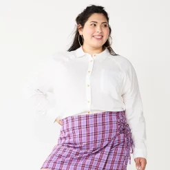 Juniors' Plus Size SO® Long Sleeve Button Down Shirt