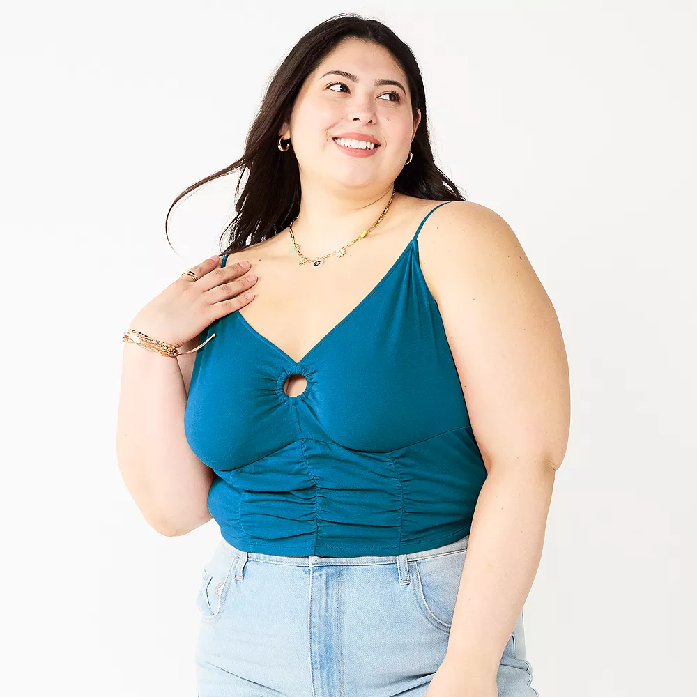 Juniors' Plus Size SO® Cropped Keyhole Tank 4 Juniors' Plus Size SO® Cropped Keyhole Tank - Image 2