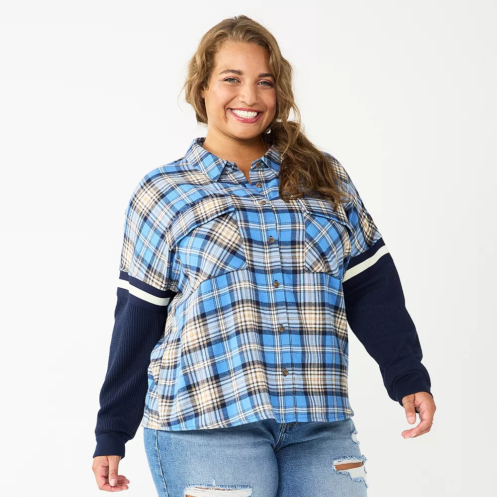 Juniors' Plus Size SO® Fashion Flannel Shirt 8 Juniors' Plus Size SO® Fashion Flannel Shirt - Image 6