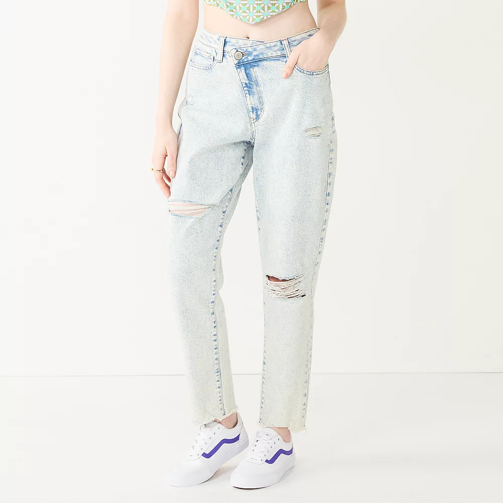 Juniors' SO® Vintage Mom Jeans 3 Juniors' SO® Vintage Mom Jeans